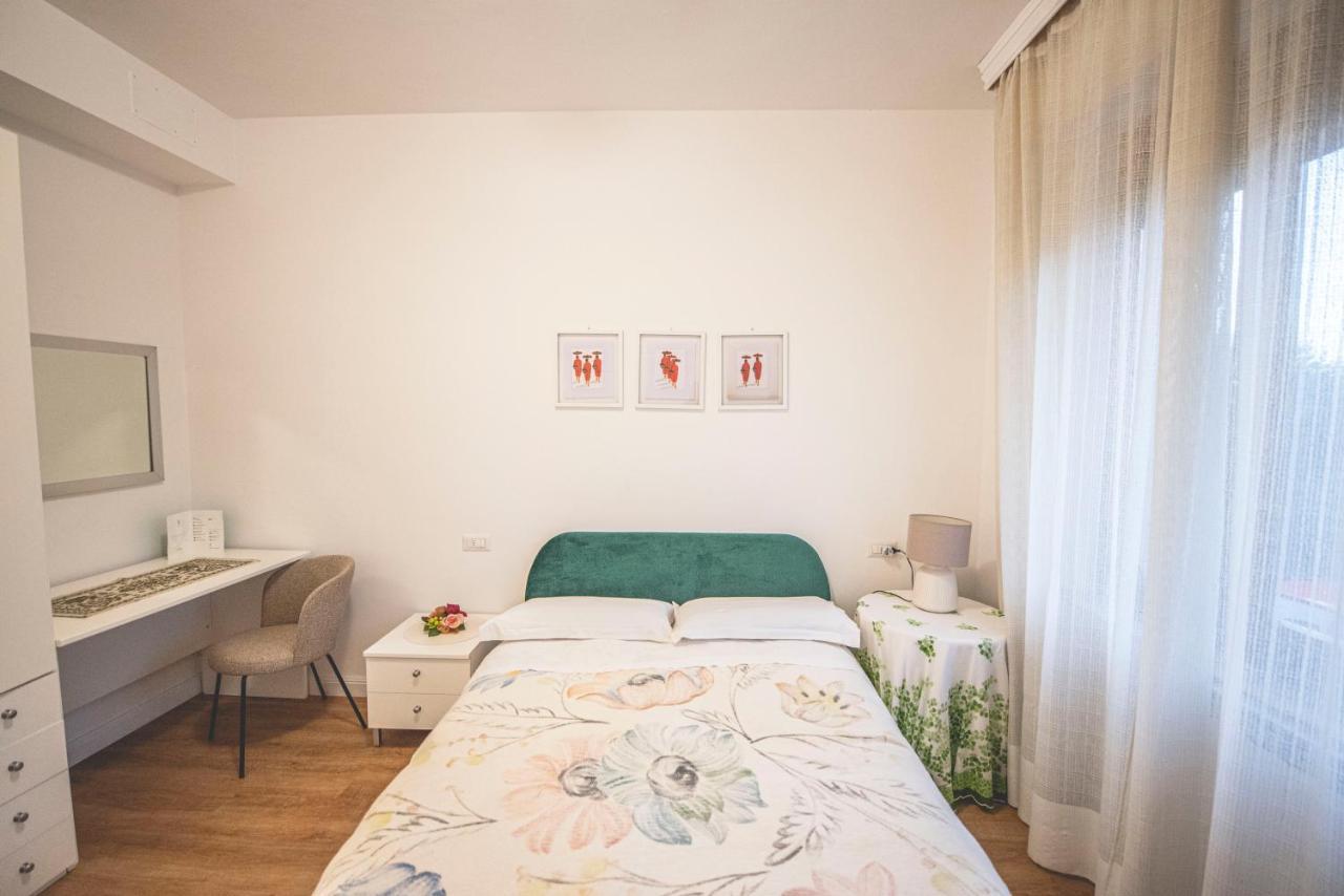 B&B Il Girasole 코르시아노 외부 사진
